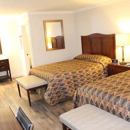 The Northern Inn Redway Экстерьер фото